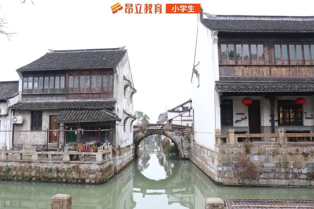 暗黑精灵幽影重重